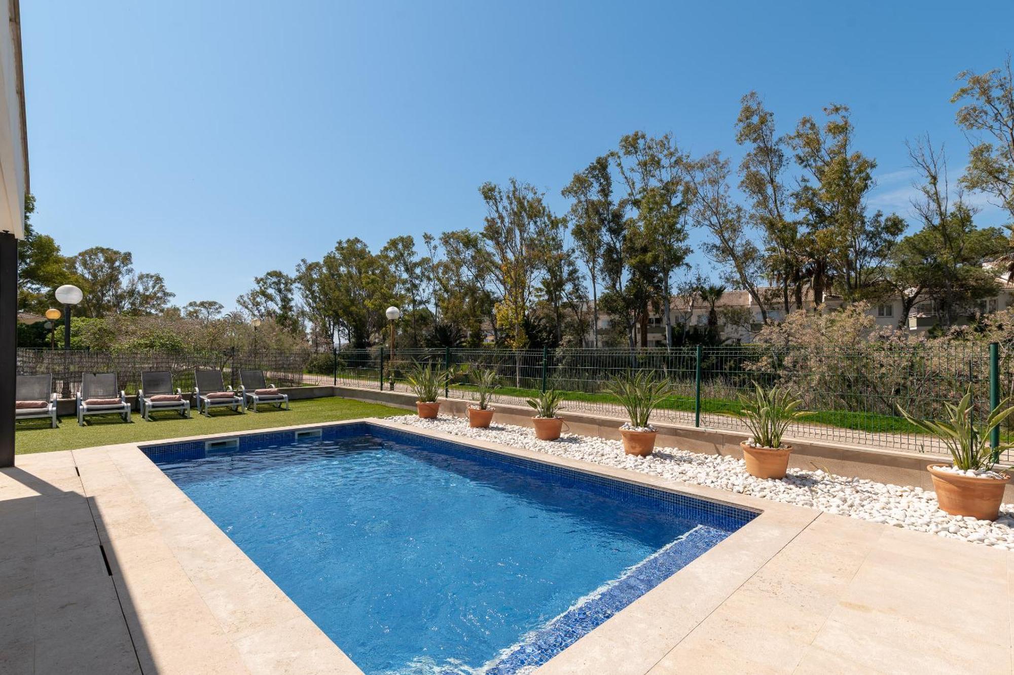 Beach Villa Cosins 1 Mel By Sealand Villas Alcúdia Eksteriør bilde